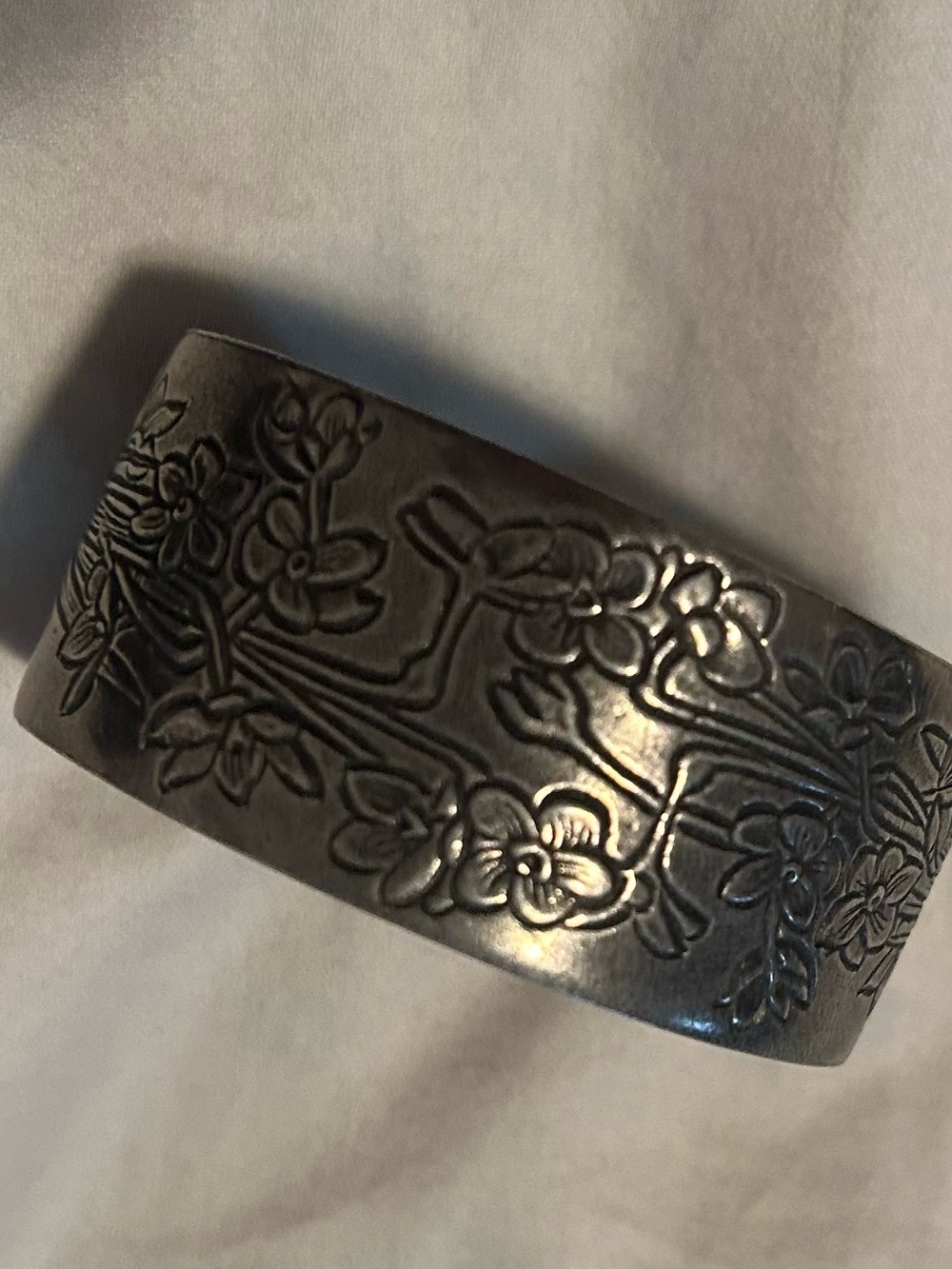 Capricorn cuff bracelet pewter